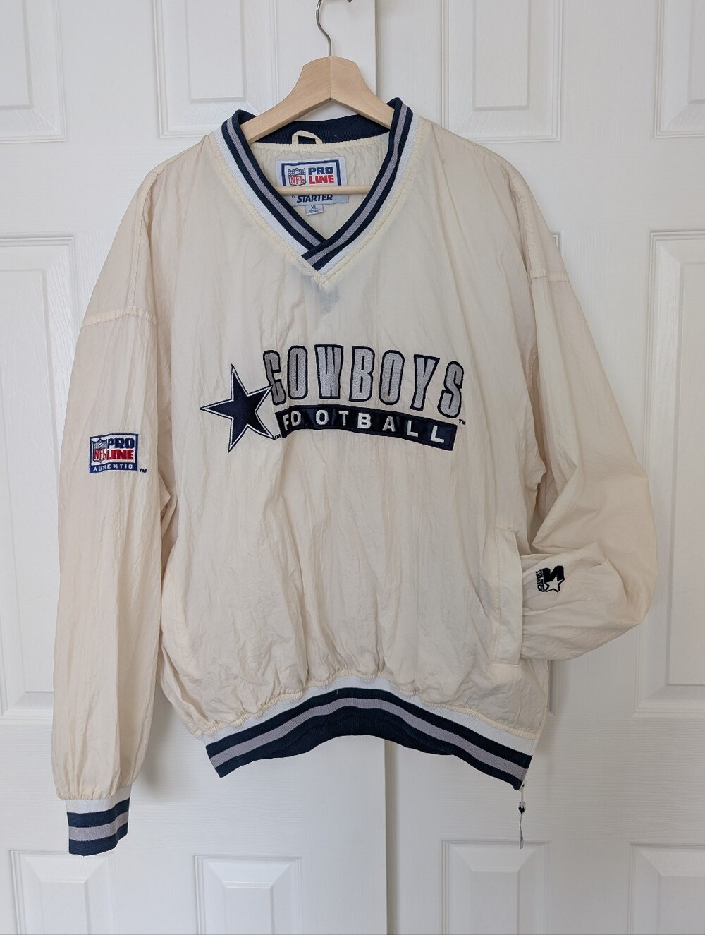 Dallas Cowboys Football Vintage 90s Pullover Windbreaker Pro Line NFL, size XL